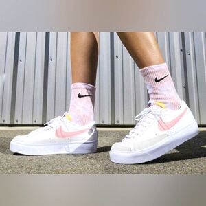 NIKE Blazer Low Platform "Pink Glaze" Summit White Sneakers Size 10